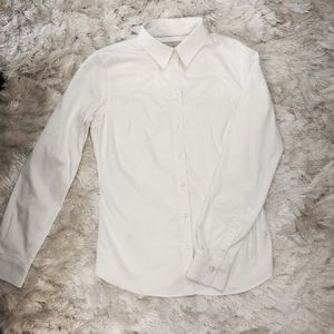 Banana Republic, size 6, Classic button down.